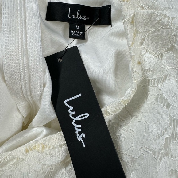 NWT LULU’S Devotion White Lace Short Sleeve Midi Dress M - Picture 10 of 12